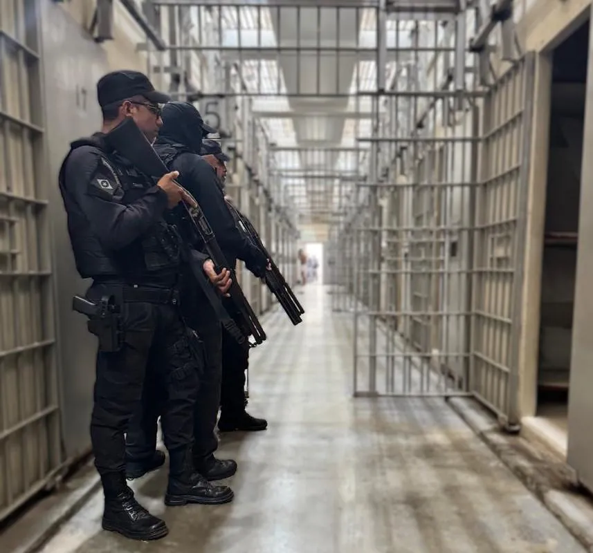 Tolerância Zero no Sistema Penitenciário resulta em 1.048 operações para remoção de materiais ilícitos