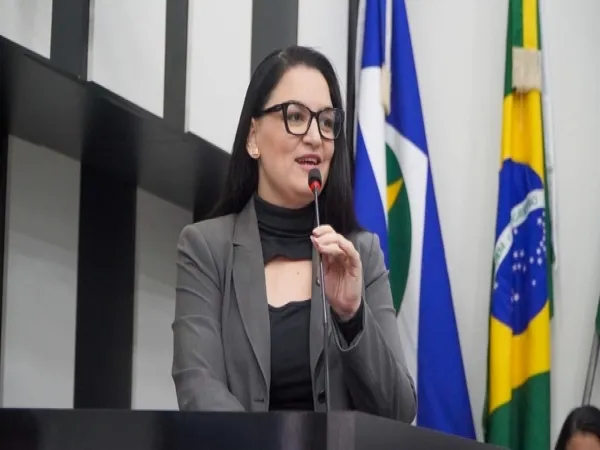 Mandato participativo e fiscalizador: vereadora Samantha Iris consolida atuação com diálogo, resultados e impacto social em Cuiabá