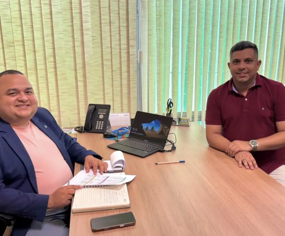 Prefeito Dr. Thiago Almeida garante recursos em Brasília para pavimentação asfáltica da Volta do Bananal e do distrito de Pirizal